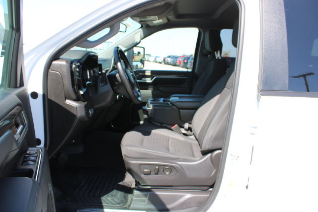 Used 2025 Chevrolet Silverado 2500 LT w/ Safety Package AWD/4WD image 14