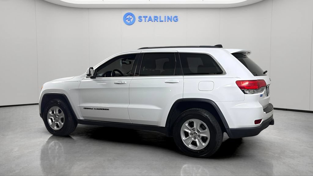 Used 2017 Jeep Grand Cherokee Laredo w/ Quick Order Package 2BE RWD image 5