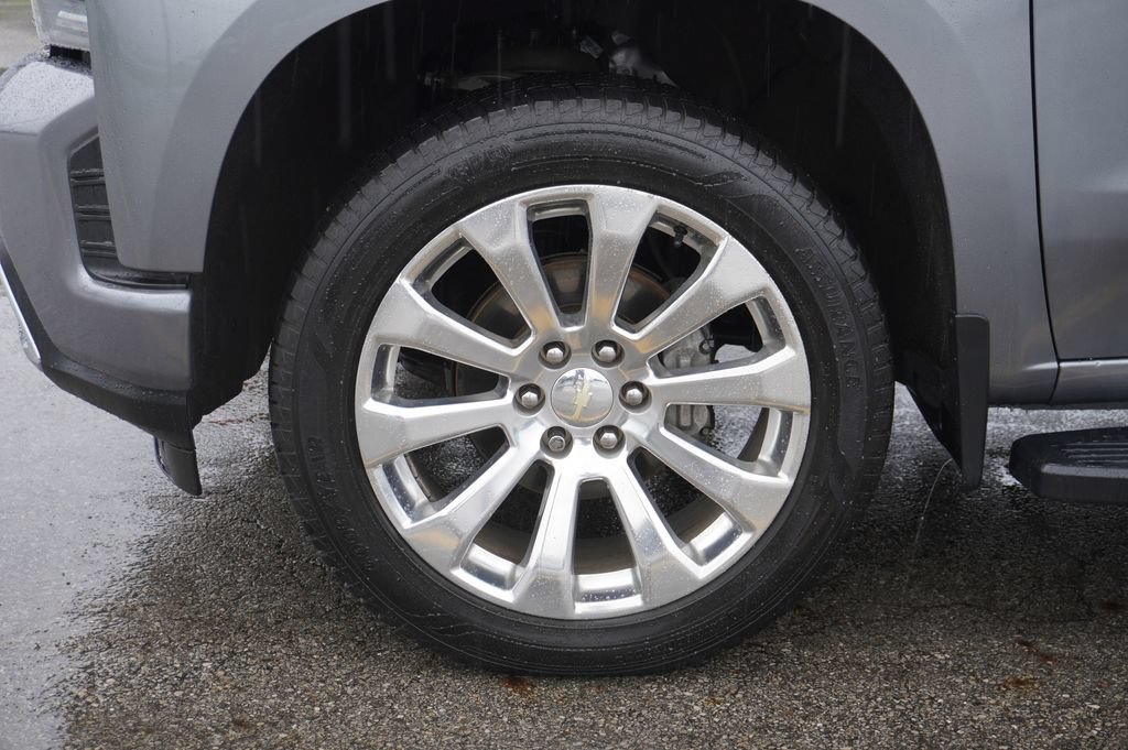 Used 2022 Chevrolet Silverado 1500 High Country w/ LPO, Dark Essentials Package AWD/4WD image 10