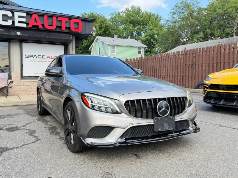 Used 2019 Mercedes-Benz C 300 4MATIC Sedan image 4