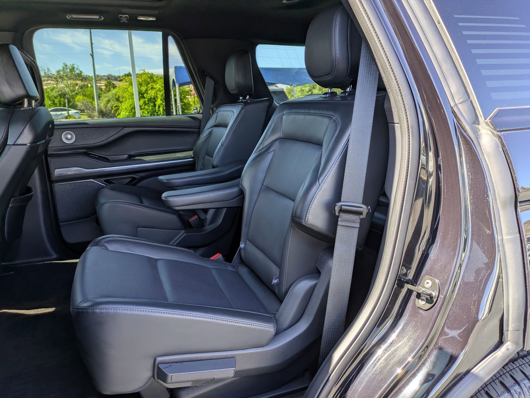 Used 2025 Lincoln Navigator Reserve w/ Jet Appearance Package AWD/4WD image 28