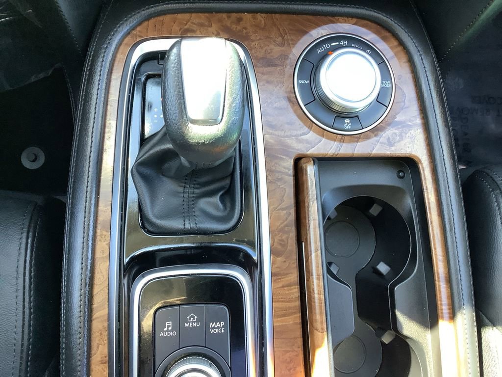 Used 2024 Nissan Armada SL image 28