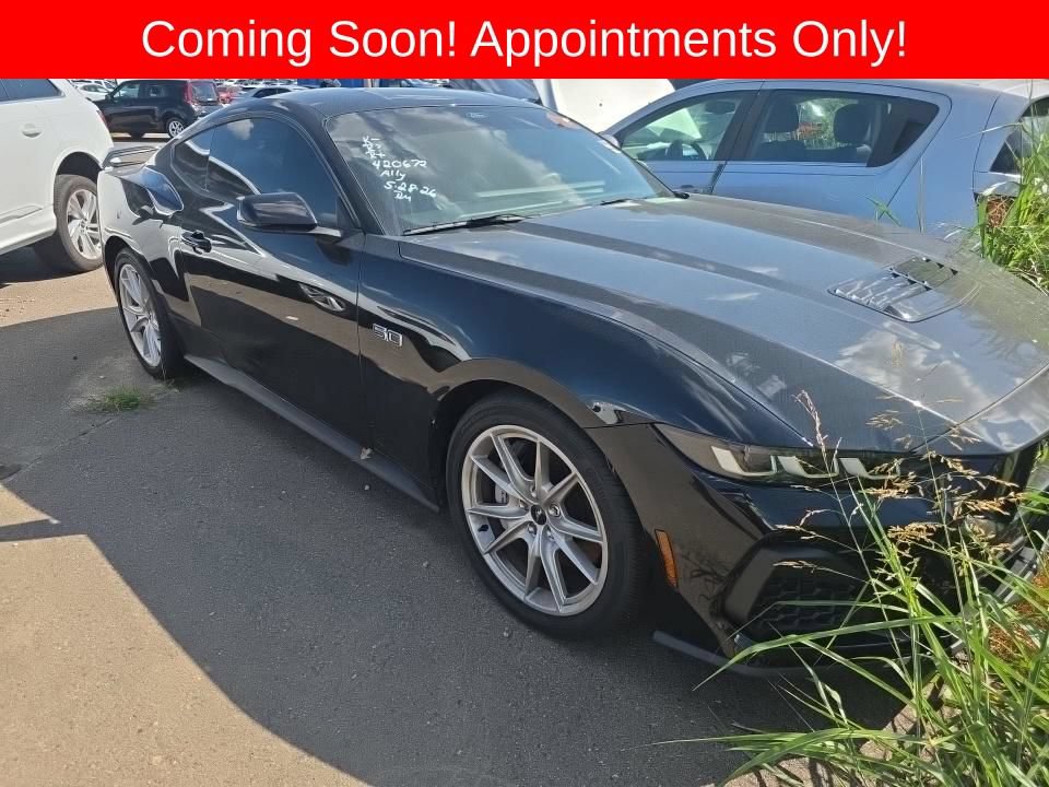 Used 2024 Ford Mustang GT Premium RWD image 1