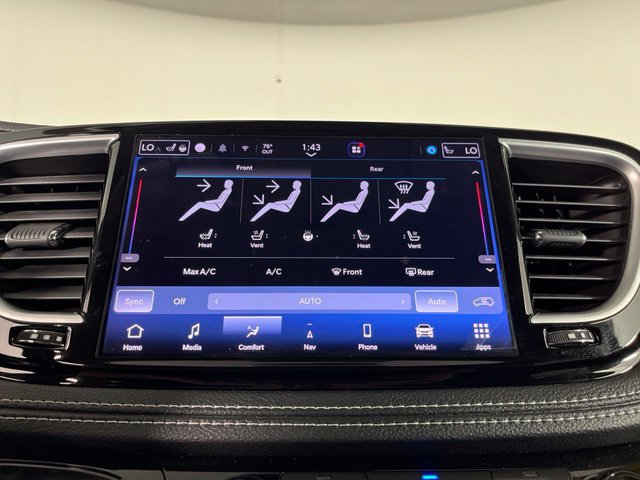 Used 2021 Chrysler Pacifica Limited FWD image 28