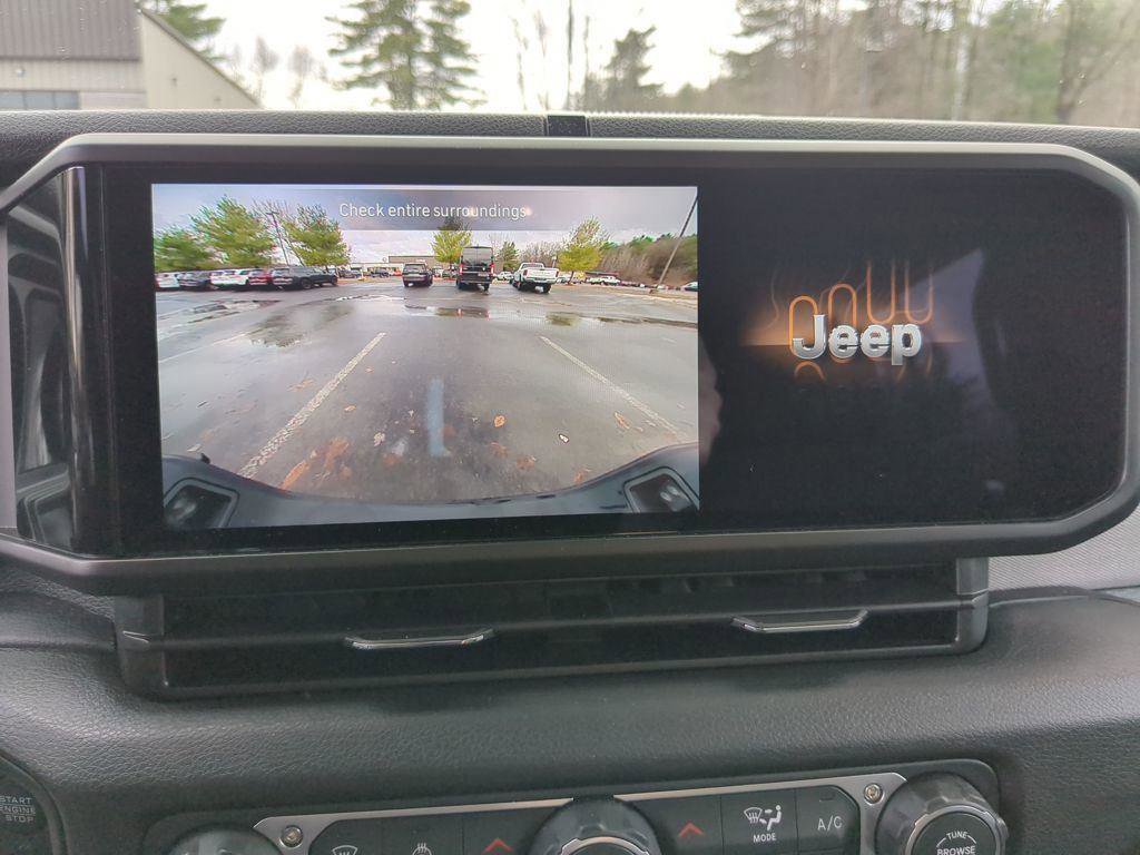 New 2026 Jeep Gladiator Sport image 29