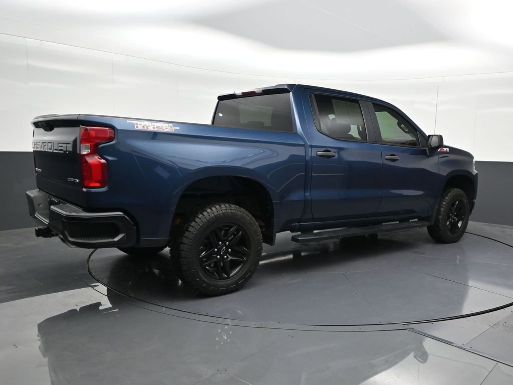 Used 2021 Chevrolet Silverado 1500 Custom Trail Boss AWD/4WD image 5