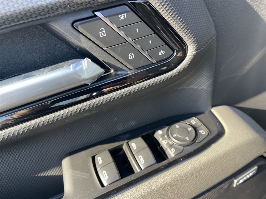 New 2026 Chevrolet Silverado 2500 ZR2 image 13