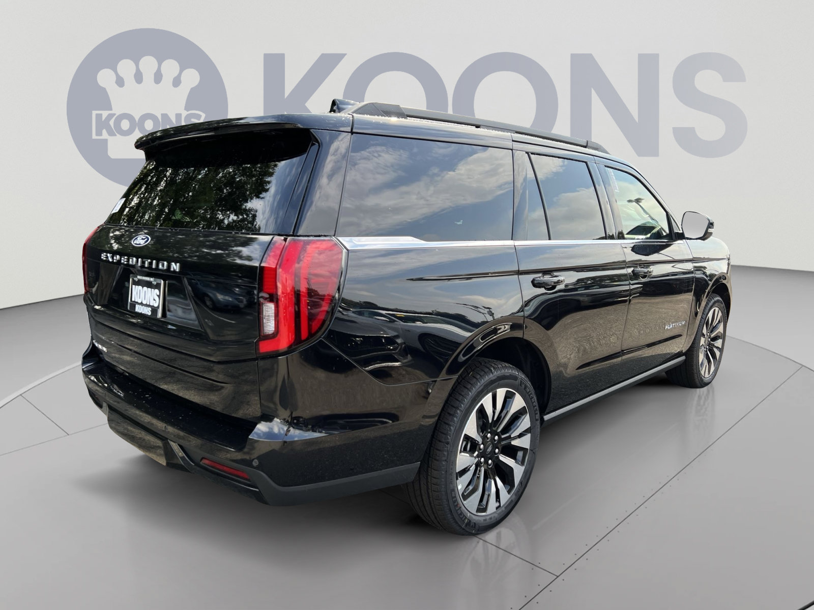 New 2027 Ford Expedition Platinum w/ Driver's Package AWD/4WD image 11