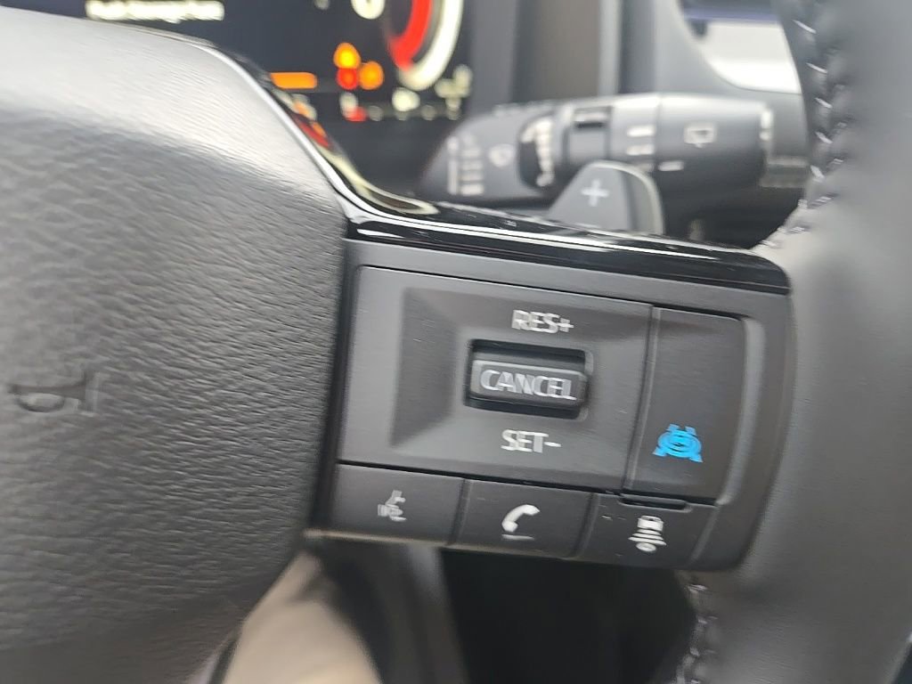 New 2026 Nissan Rogue Platinum AWD/4WD image 14