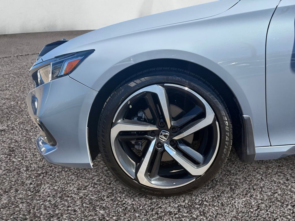 Used 2022 Honda Accord Sport image 9