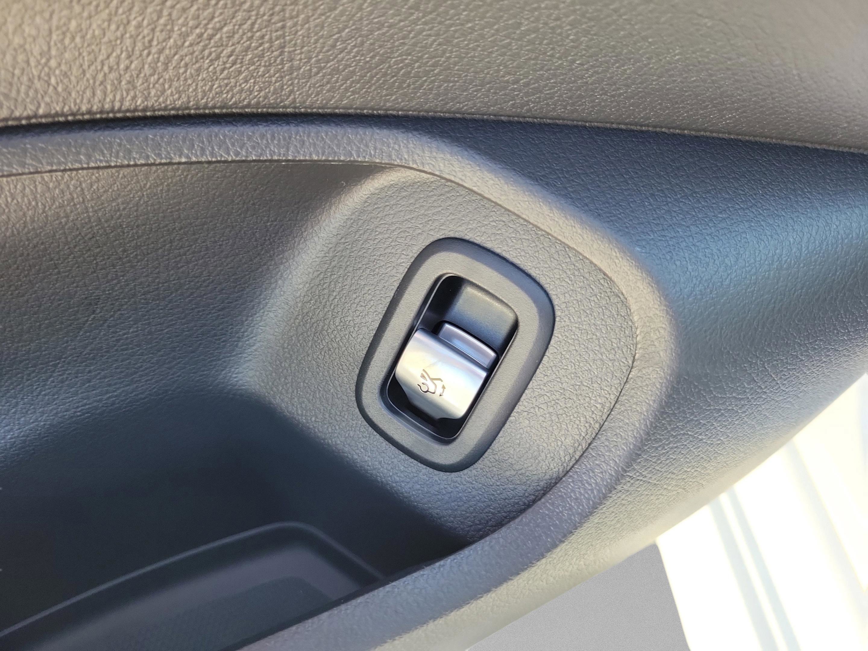 Certified 2024 Mercedes-Benz CLE 300 4MATIC Coupe image 10