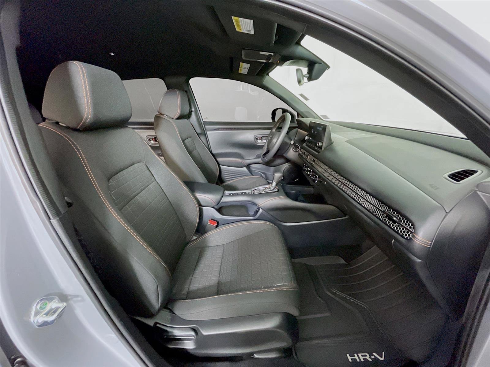 Used 2024 Honda HR-V Sport image 31