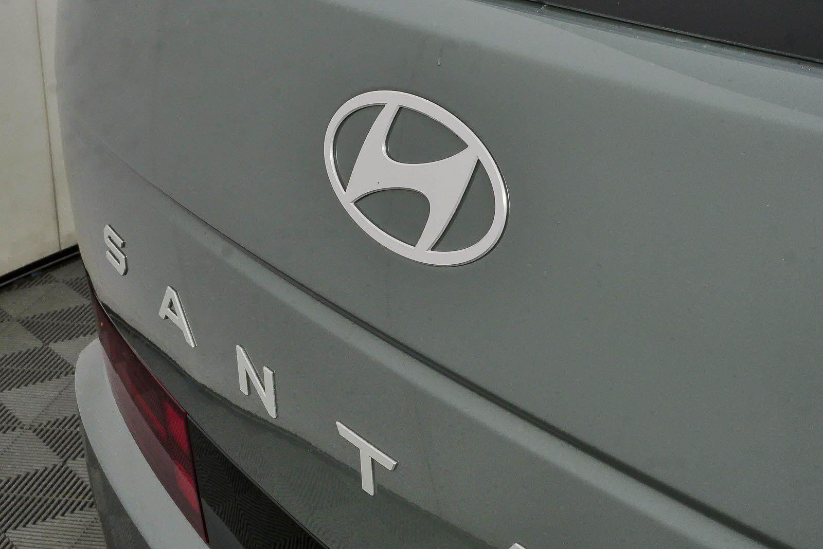 New 2026 Hyundai Santa Fe Limited FWD image 39