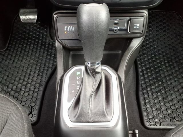 Certified 2023 Jeep Renegade Latitude image 18