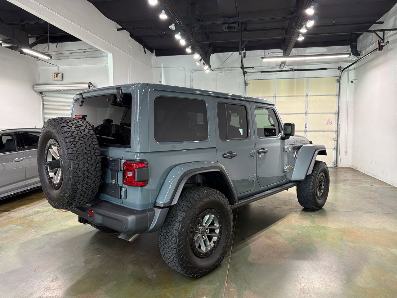 Used 2025 Jeep Wrangler Rubicon 392 image 8