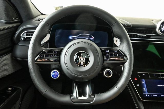 New 2025 Maserati Grecale GT AWD/4WD image 14