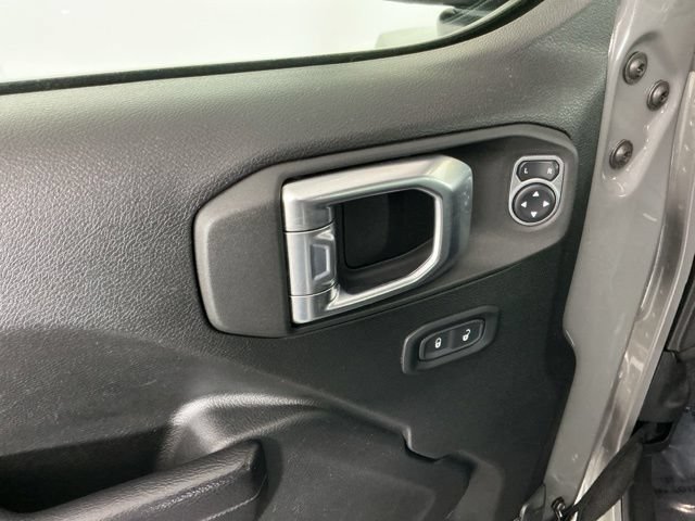 Used 2021 Jeep Wrangler Unlimited Sport AWD/4WD image 13