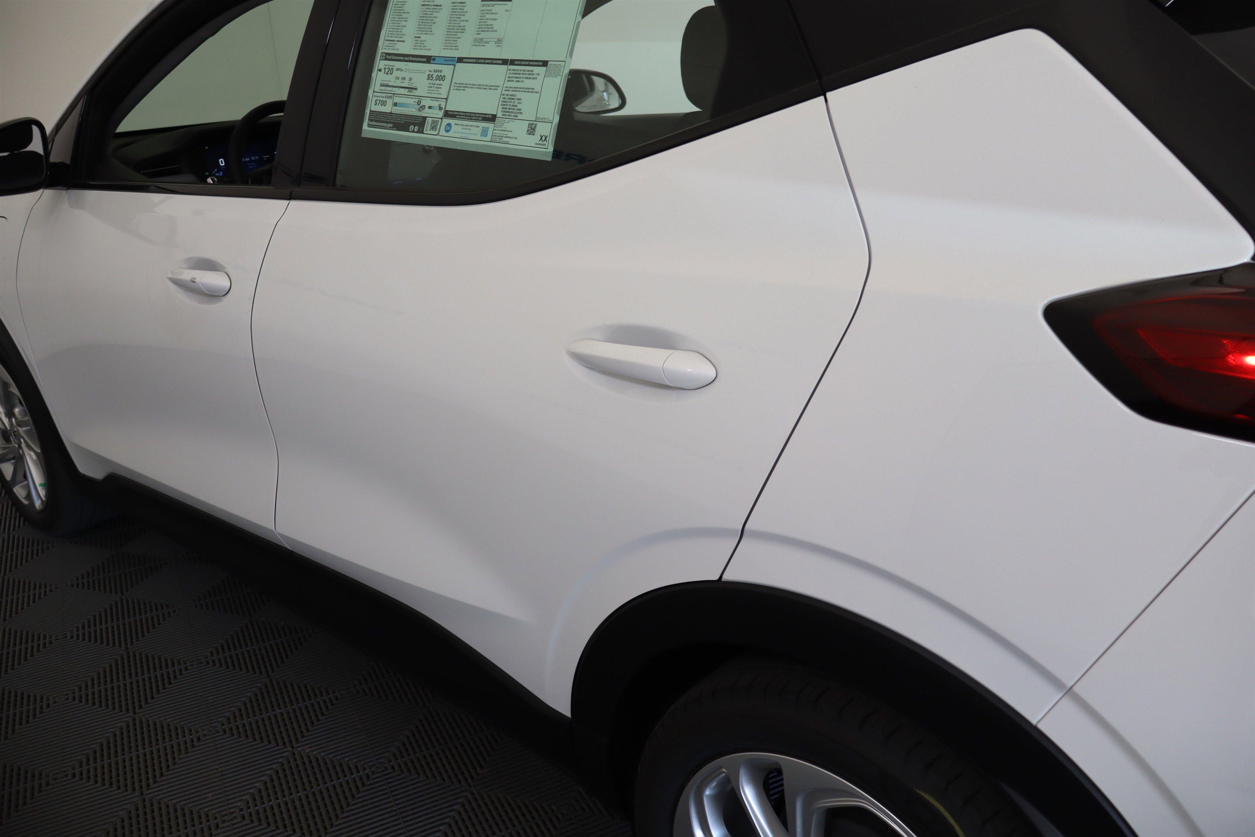 New 2027 Chevrolet Bolt LT w/ Comfort Package image 11