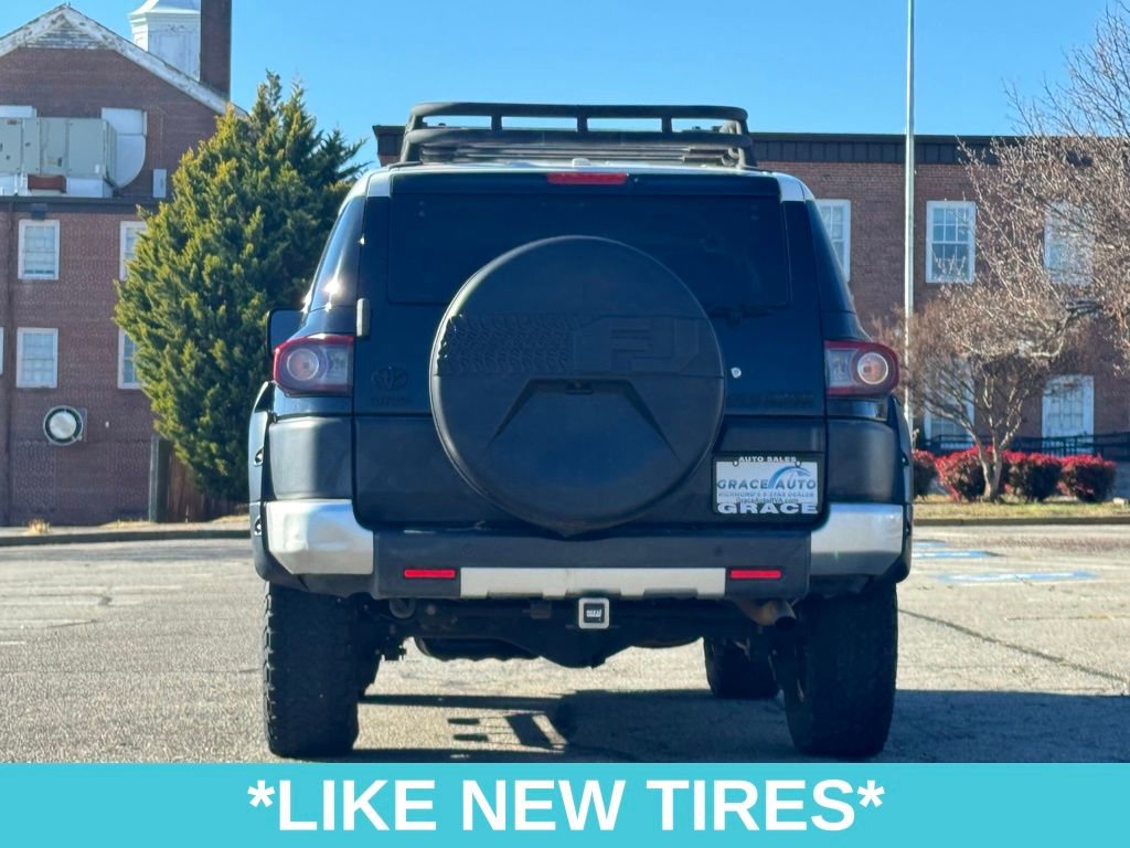 Used 2014 Toyota FJ Cruiser 4WD image 7