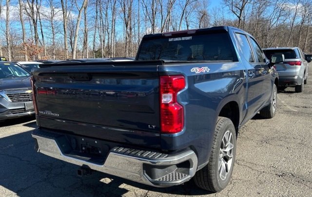 Used 2022 Chevrolet Silverado 1500 LT image 3