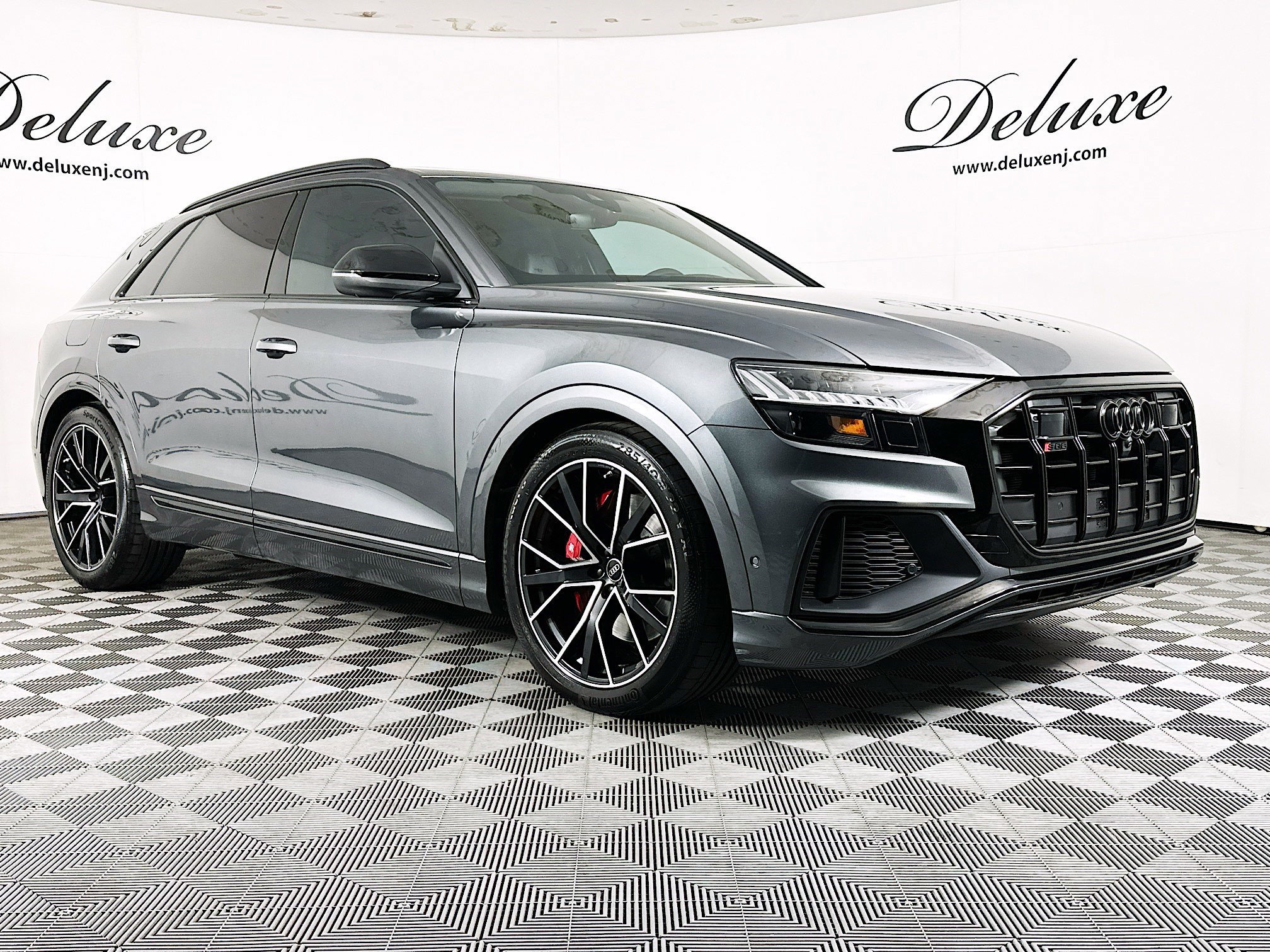 Used 2023 Audi SQ8 Premium Plus w/ SQ8 Luxury Package