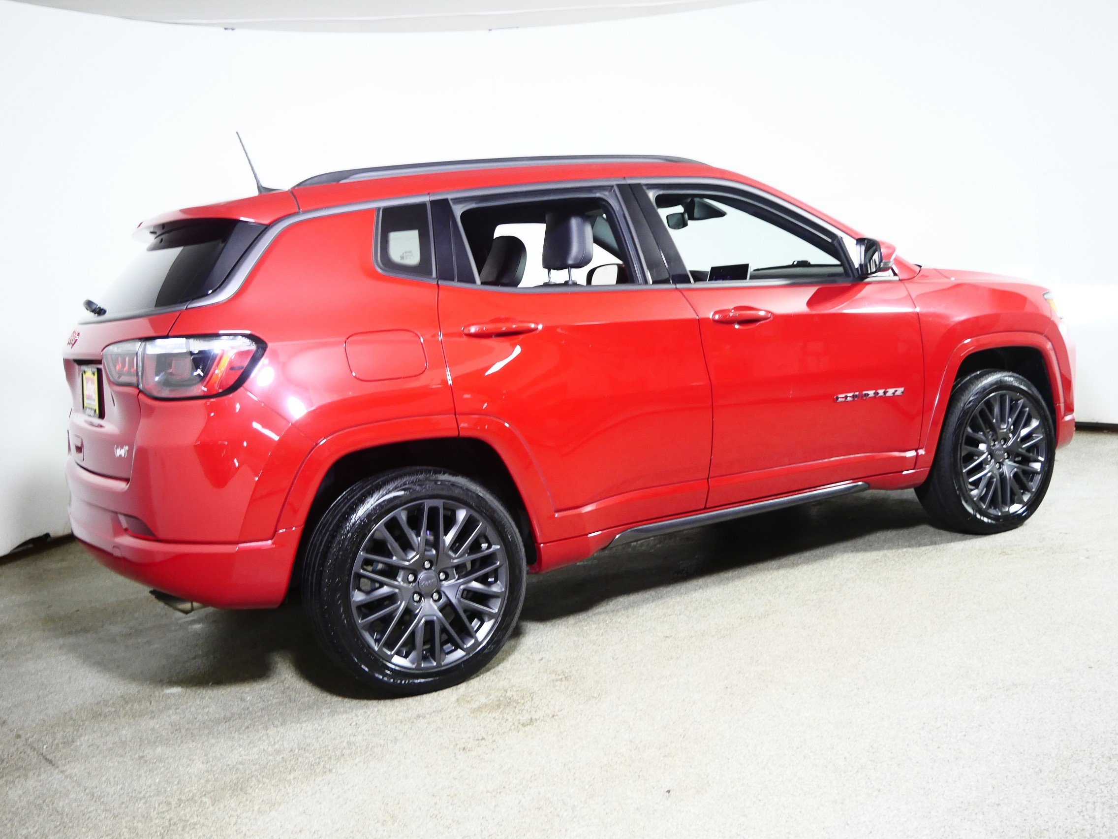 Used 2022 Jeep Compass Limited AWD/4WD image 7