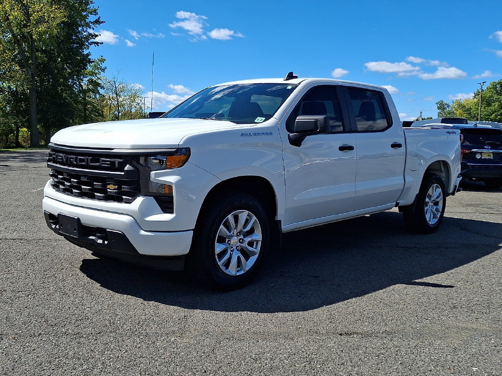 Used 2022 Chevrolet Silverado 1500 Custom AWD/4WD image 6