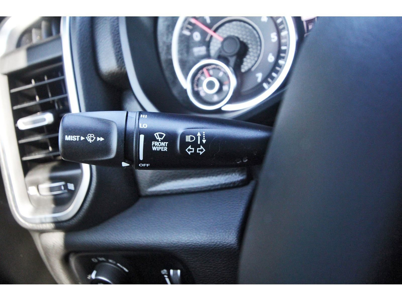 Used 2024 RAM 1500 Lone Star image 20