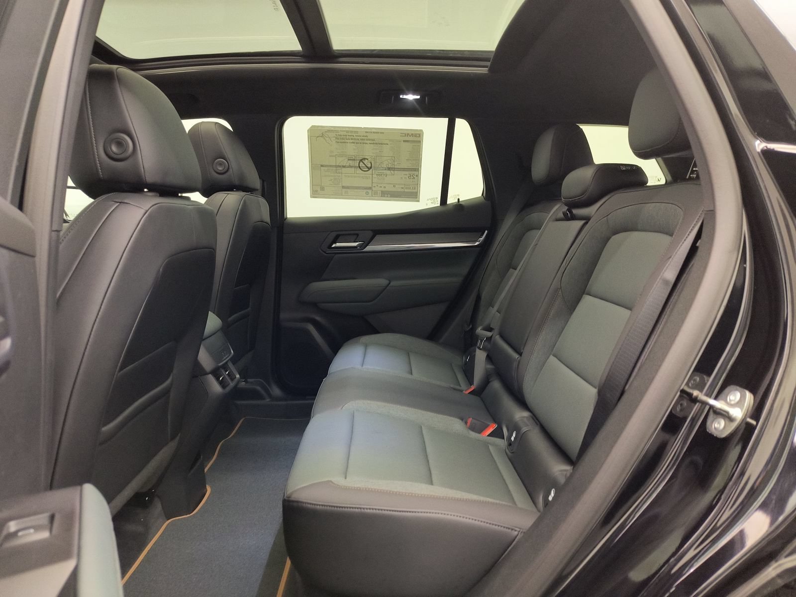 New 2026 GMC Terrain AT4 w/ Technology Package II AWD/4WD image 11