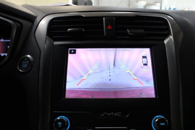 Used 2019 Ford Fusion SEL FWD image 5
