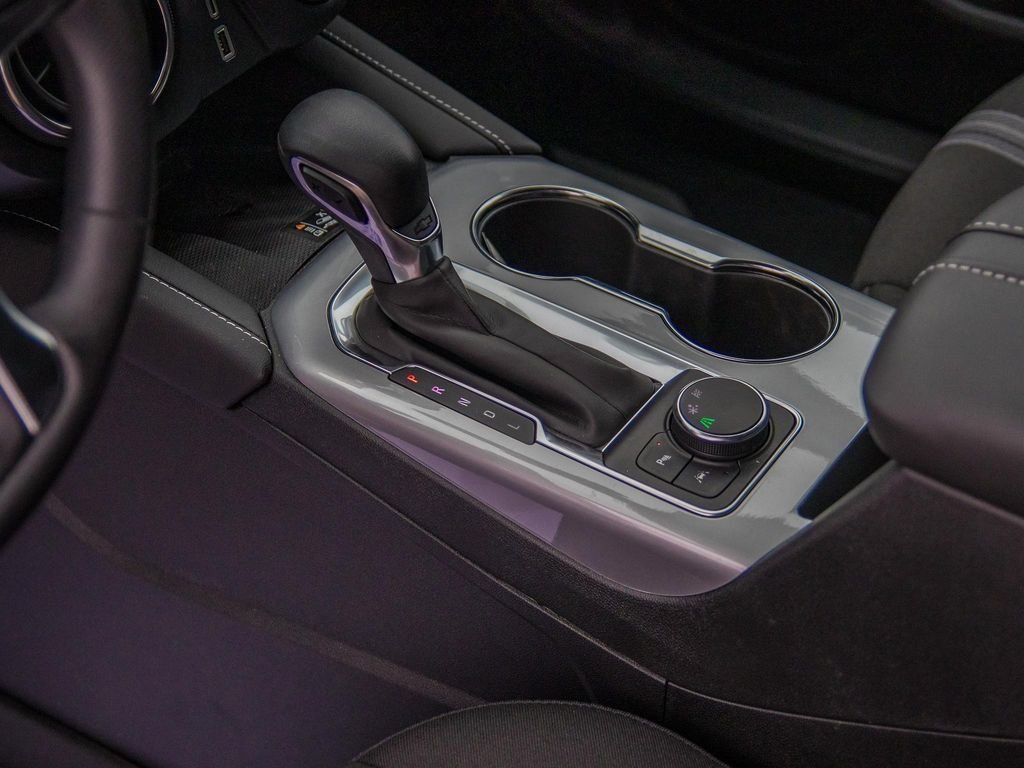 New 2025 Chevrolet Blazer LT w/ Convenience Package FWD image 26