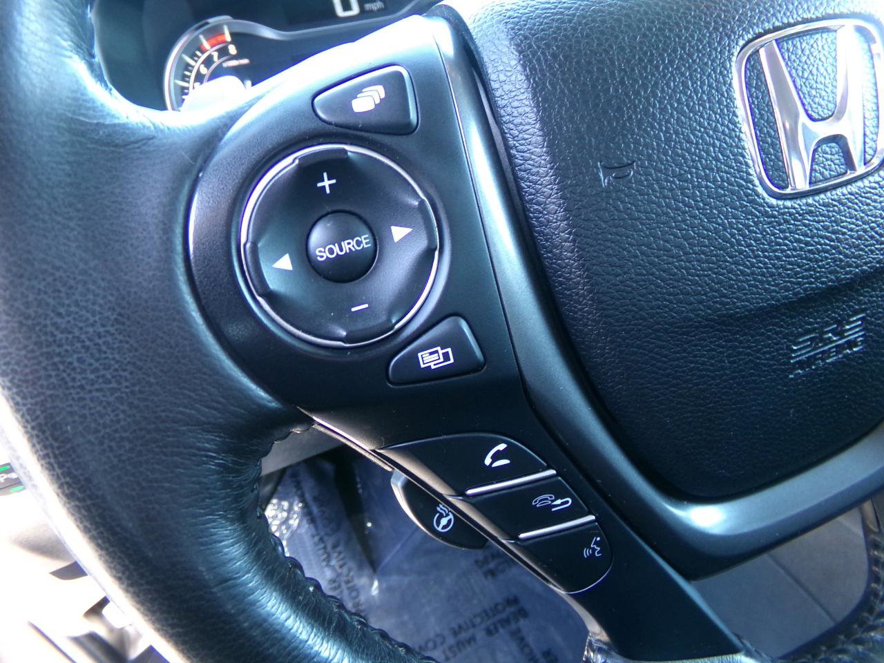 Used 2022 Honda Ridgeline RTL-E image 16