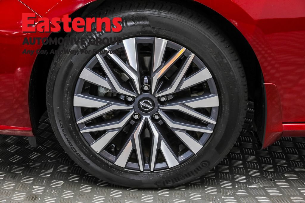 Used 2023 Nissan Altima 2.5 SV w/ SV Premium Package FWD image 31