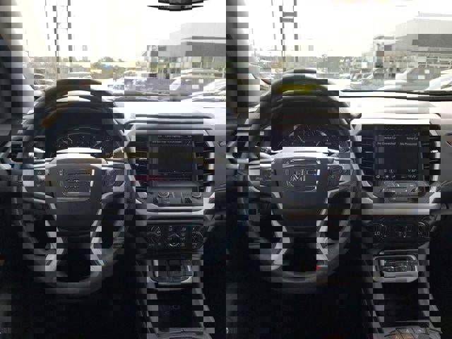 Used 2023 GMC Acadia SLE w/ Driver Convenience Package image 14