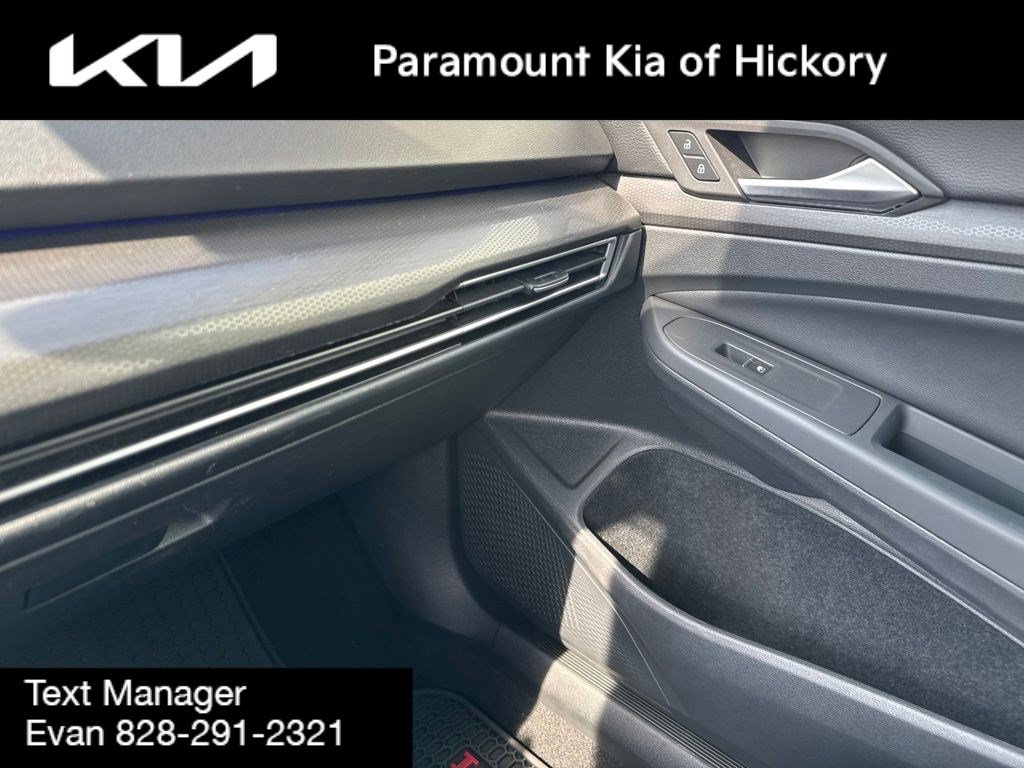 Used 2022 Volkswagen GTI SE FWD image 28
