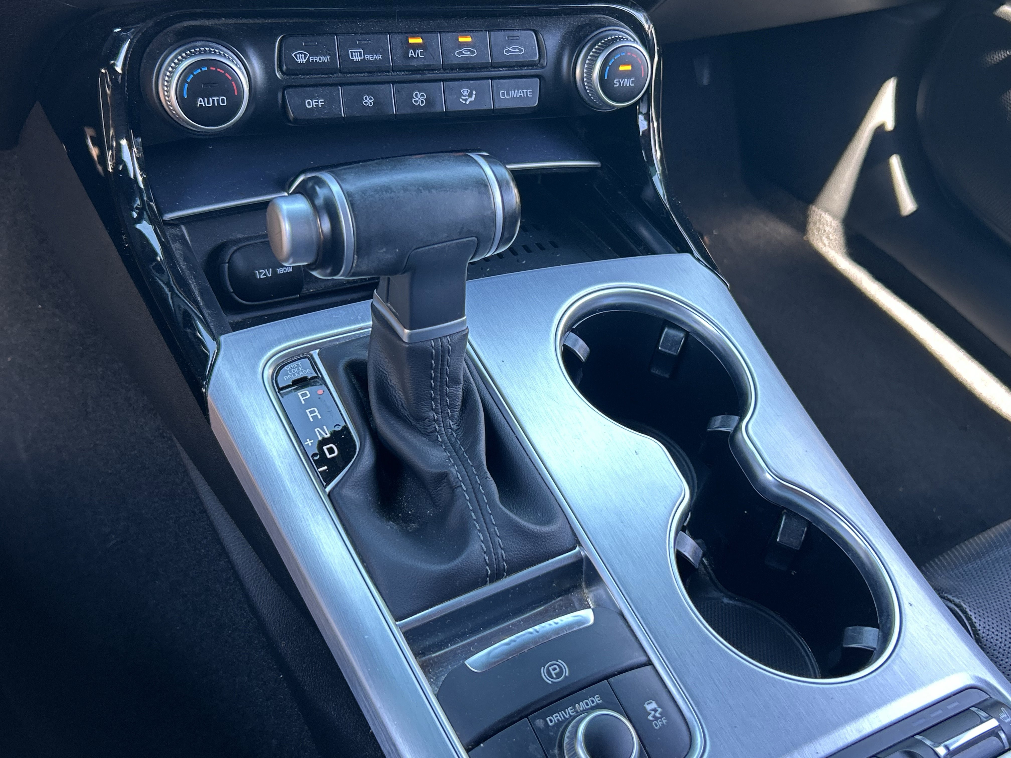 Certified 2022 Kia Stinger GT1 image 26