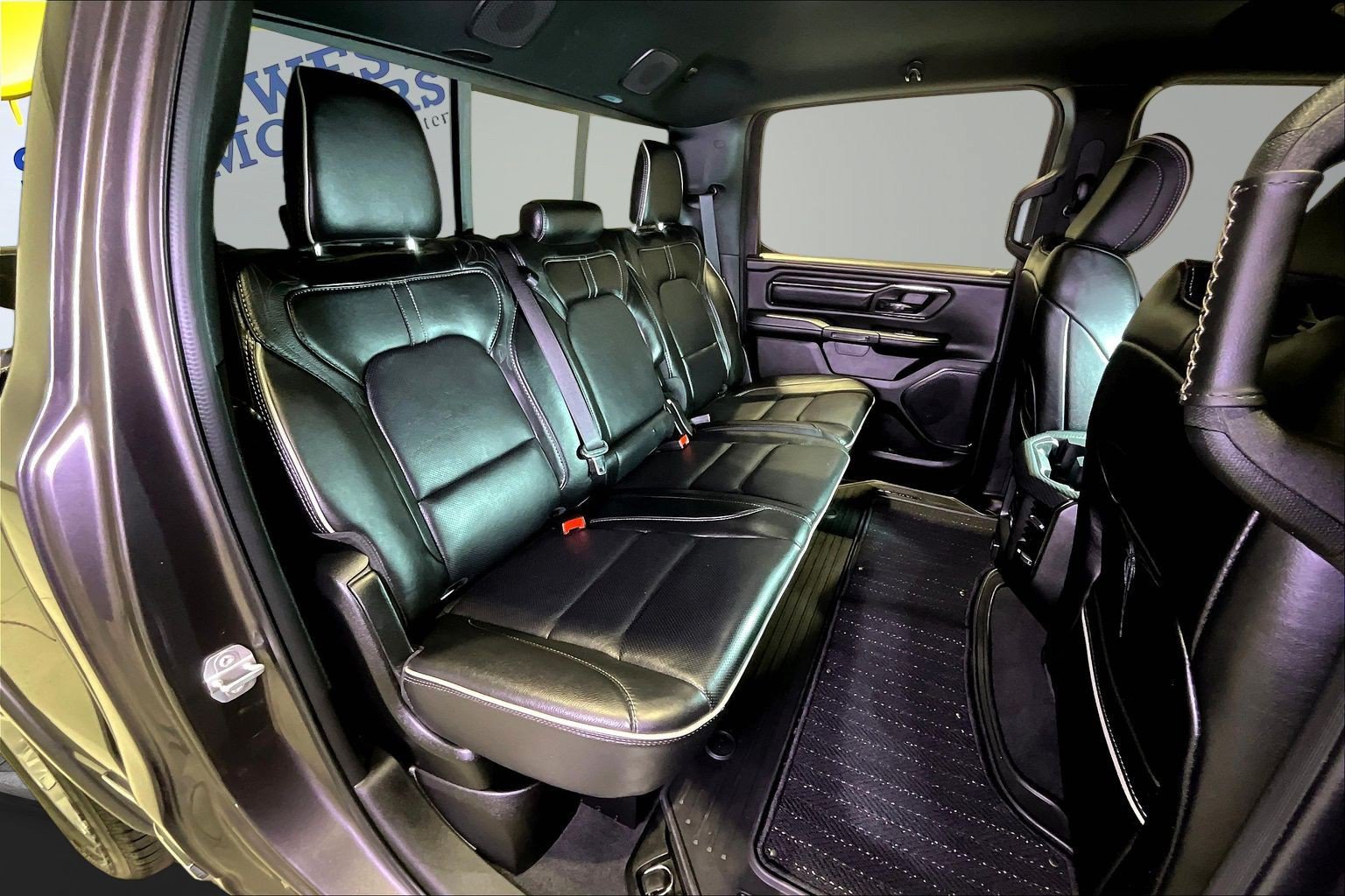 Used 2022 RAM 1500 Limited w/ Body Color Bumper Group AWD/4WD image 27