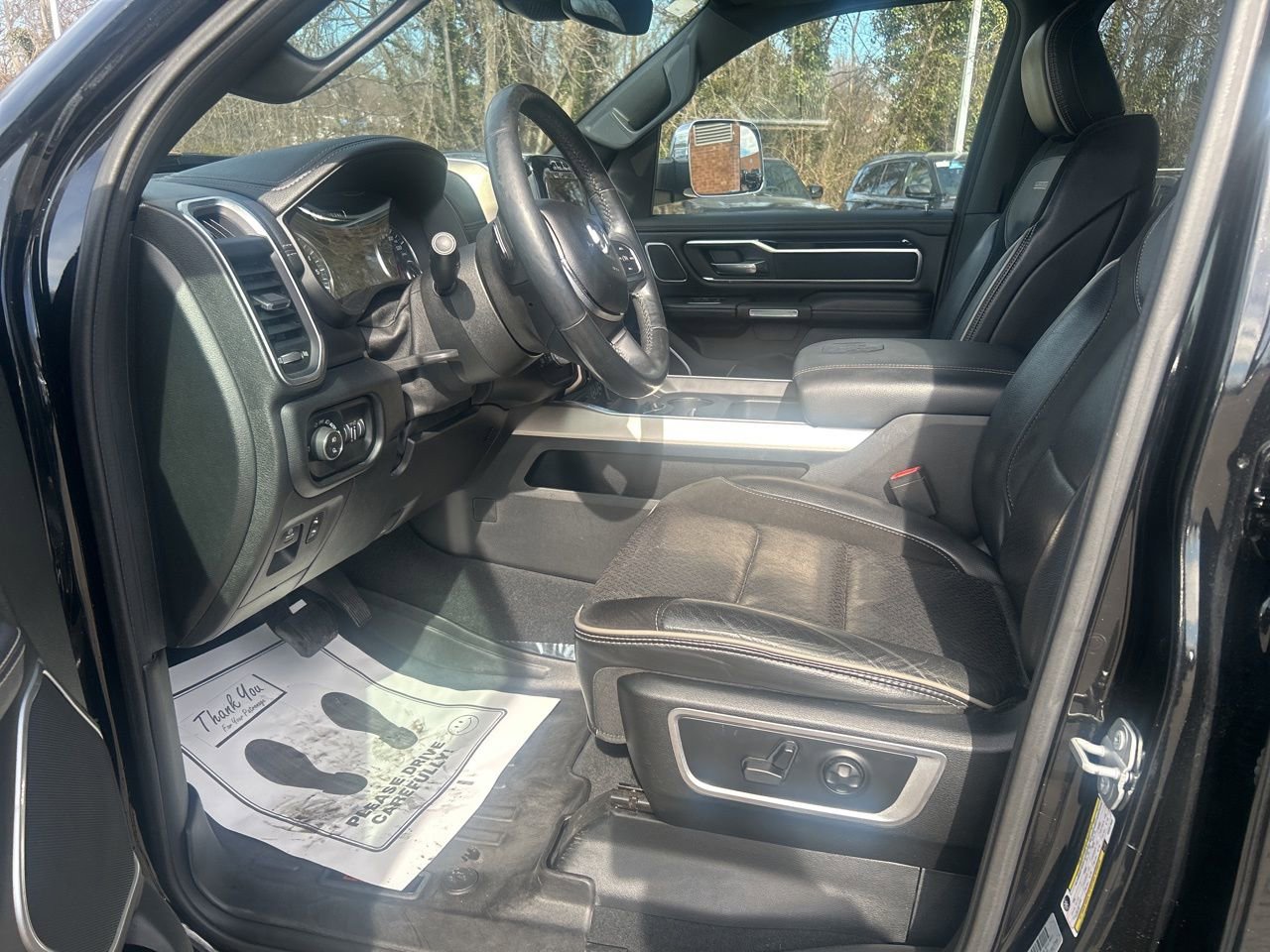 Used 2019 RAM 1500 Laramie image 28