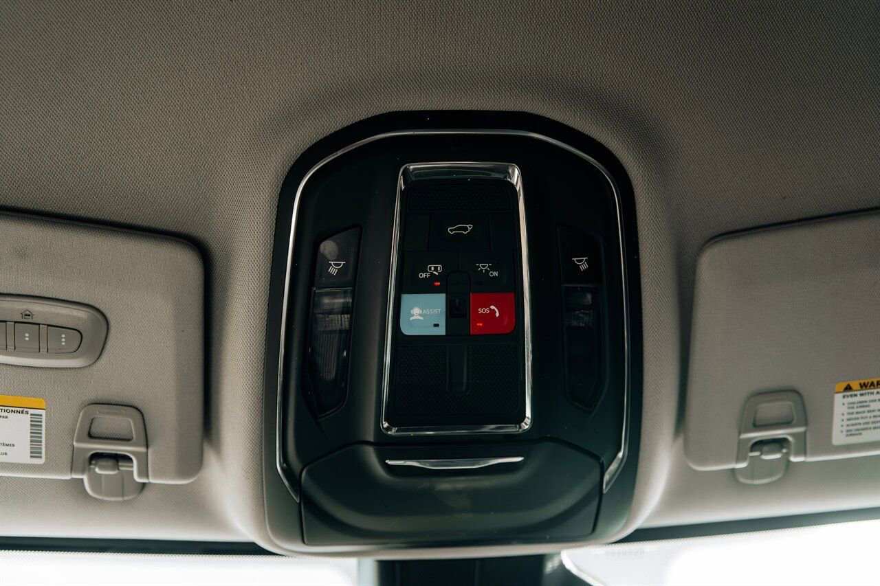 Used 2023 Jeep Grand Cherokee L Limited w/ Trailer Tow Group (B) image 31