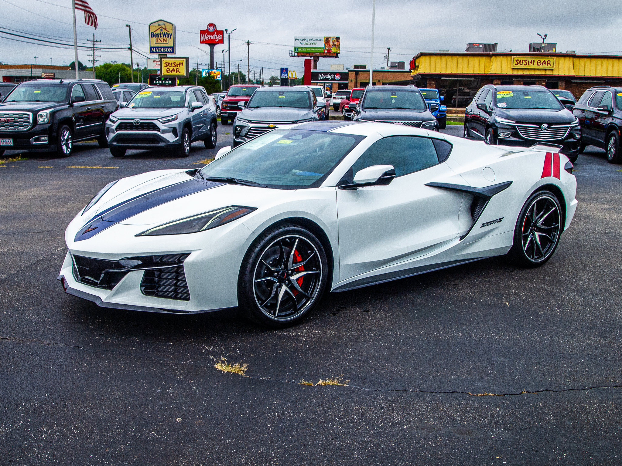 New 2027 Chevrolet Corvette Grand Sport RWD image 3