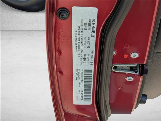 Used 2018 Chrysler 300 Touring L image 24