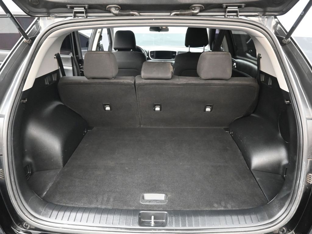 Used 2022 Kia Sportage LX image 26