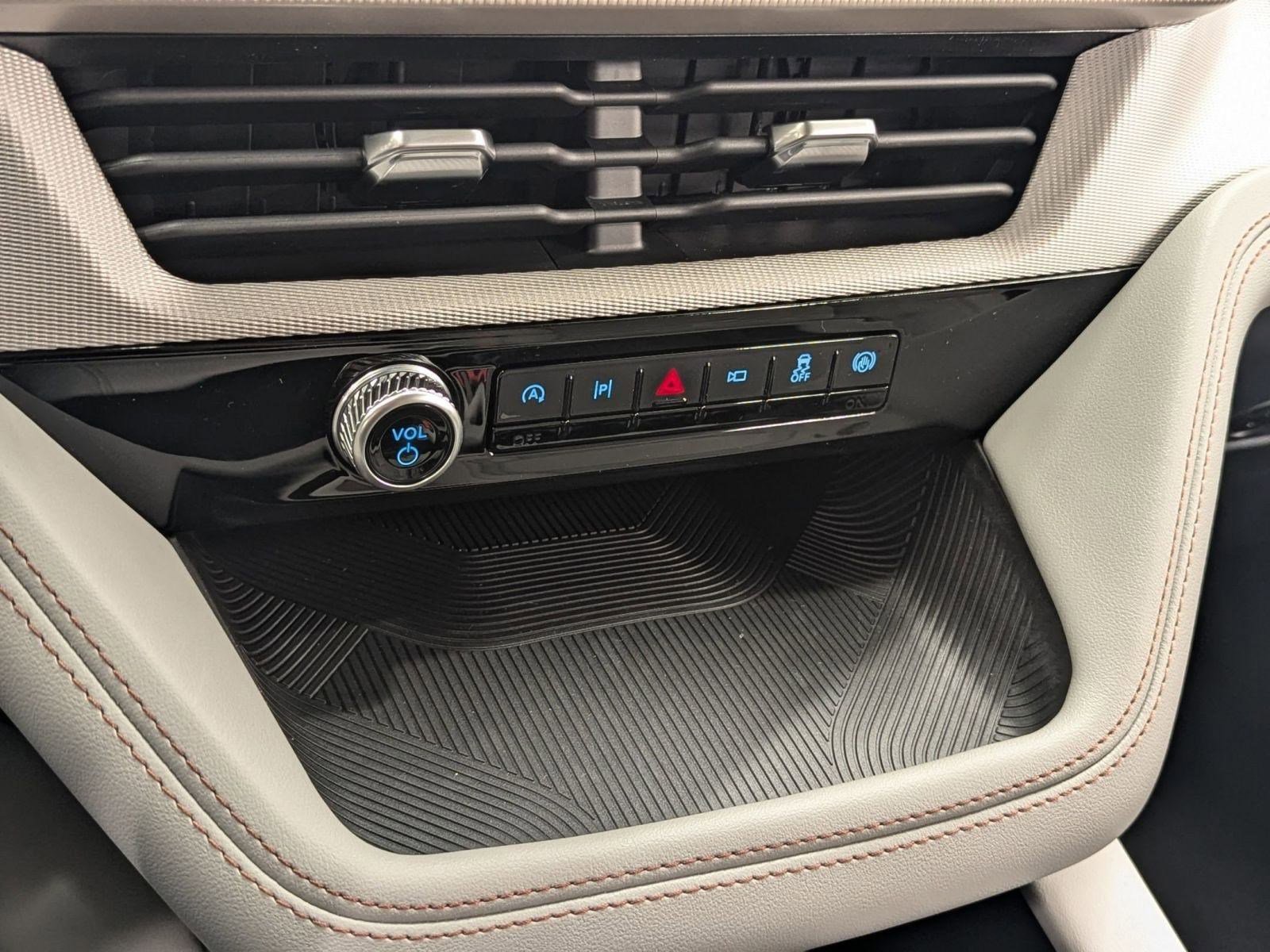 New 2026 Ford Explorer Active w/ Active Comfort Package image 25