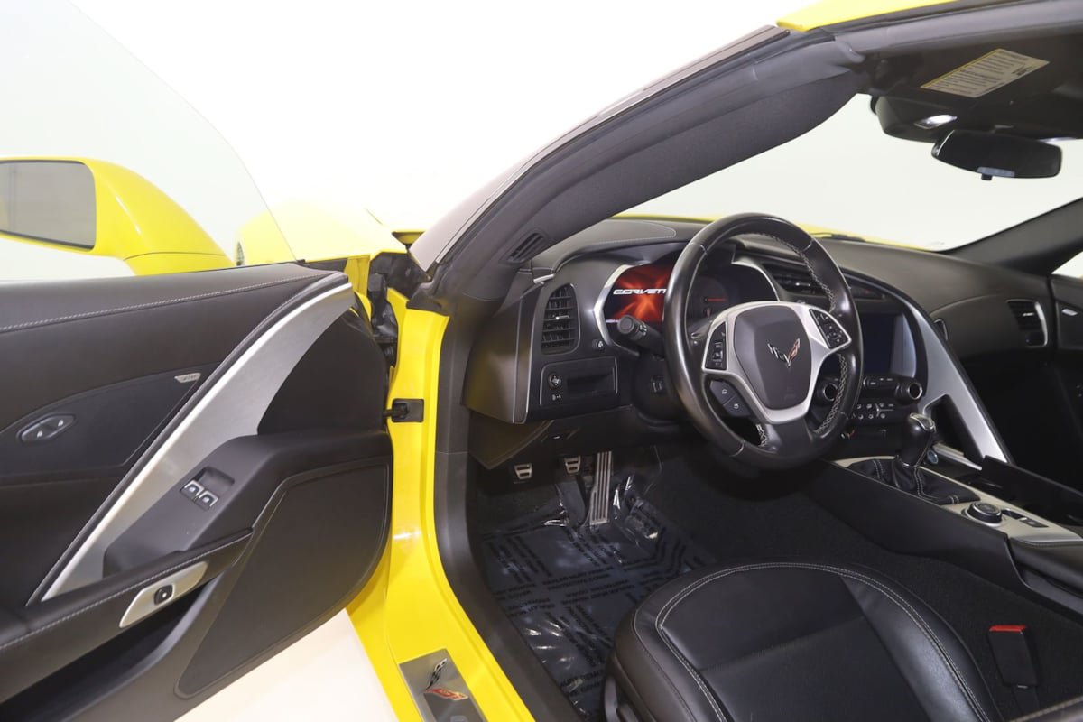 Used 2015 Chevrolet Corvette Stingray Coupe w/ ZF1 Appearance Package RWD image 47
