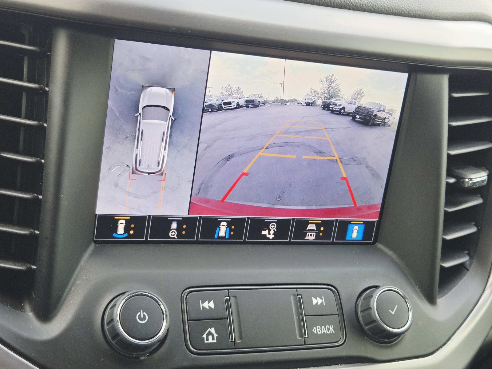 Used 2023 GMC Acadia AT4 w/ Technology Package AWD/4WD image 33