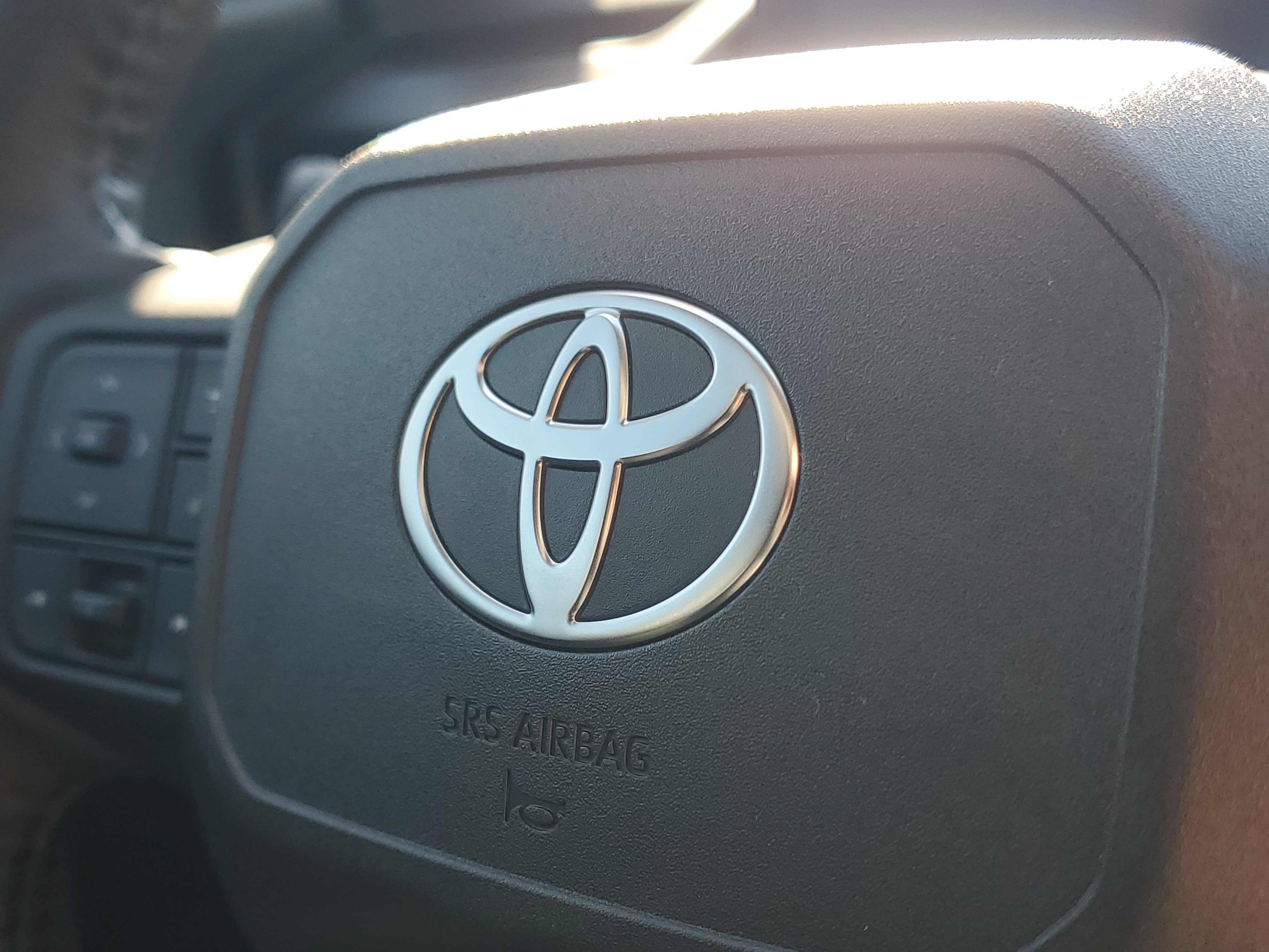 Used 2026 Toyota RAV4 XLE Premium FWD image 23