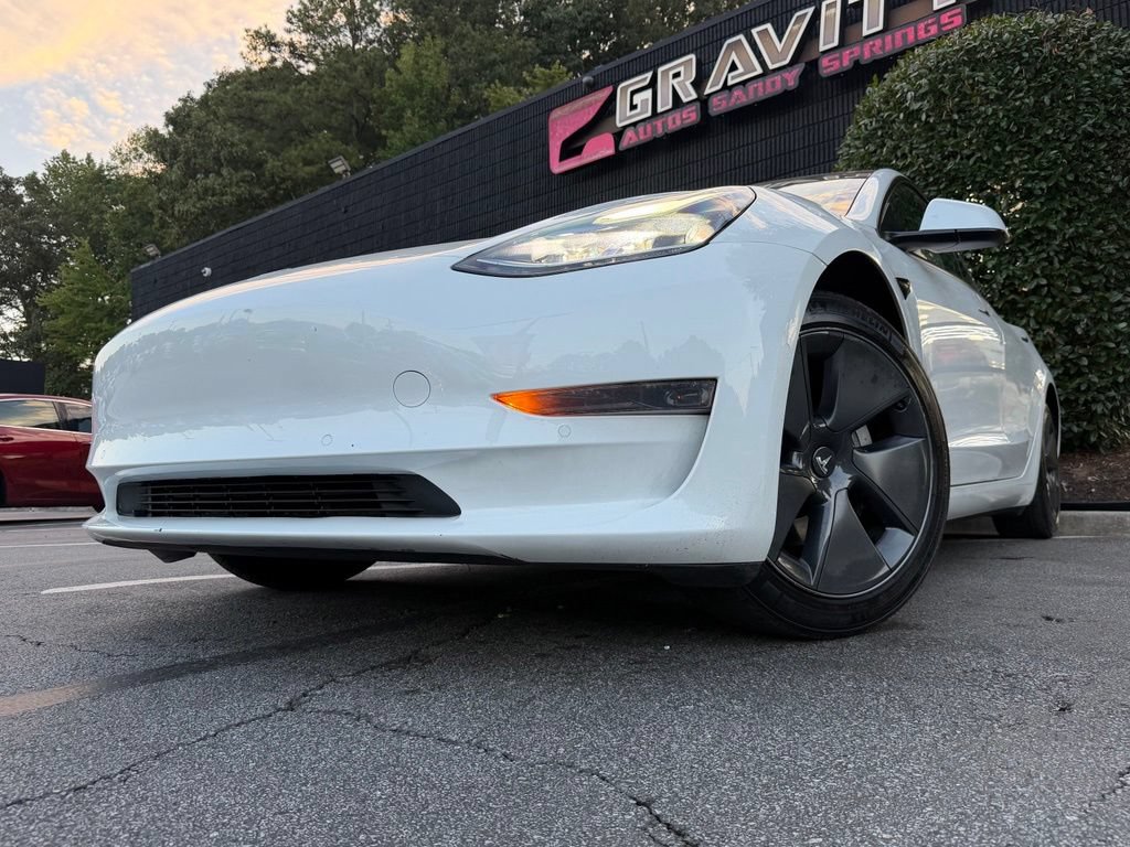 Used 2020 Tesla Model 3 RWD image 2