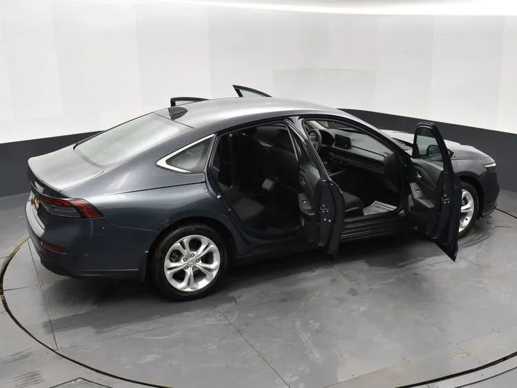 Used 2024 Honda Accord LX image 6