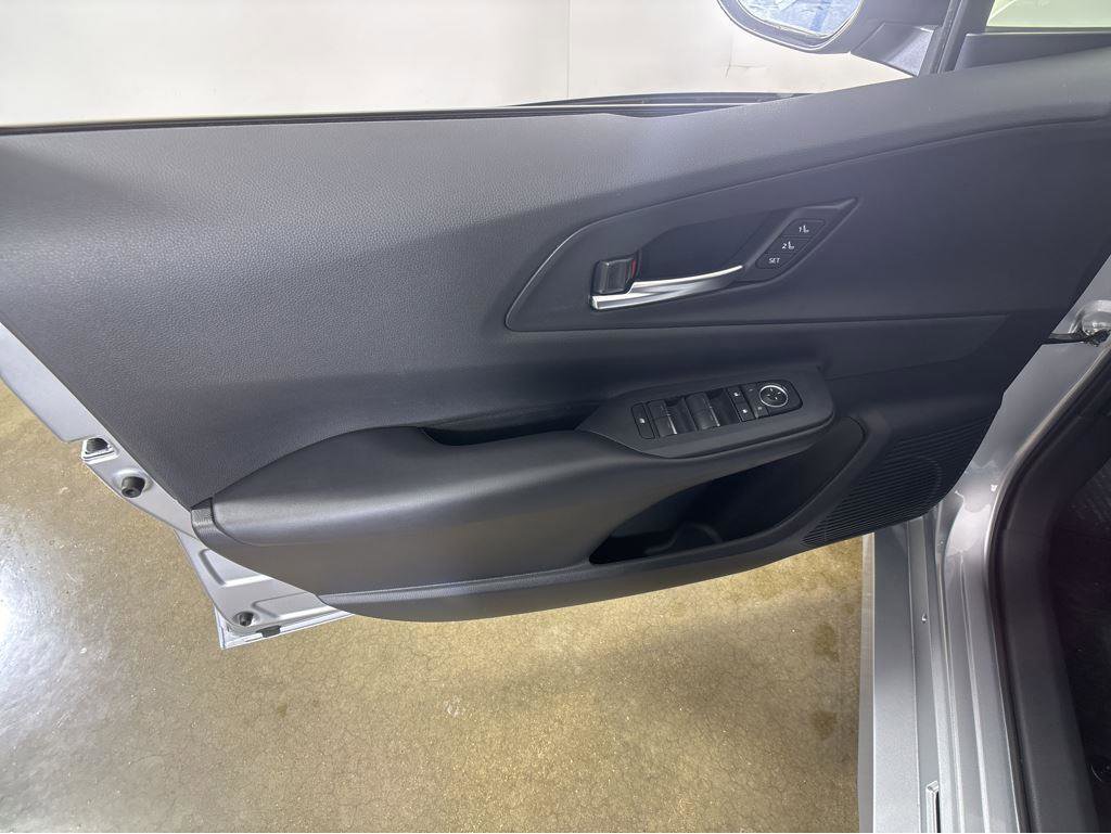 New 2026 Toyota Prius Plug-In Hybrid image 25