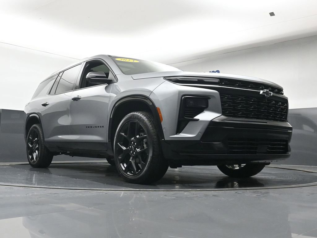 Used 2024 Chevrolet Traverse RS w/ LPO, Floor Liner Package image 25